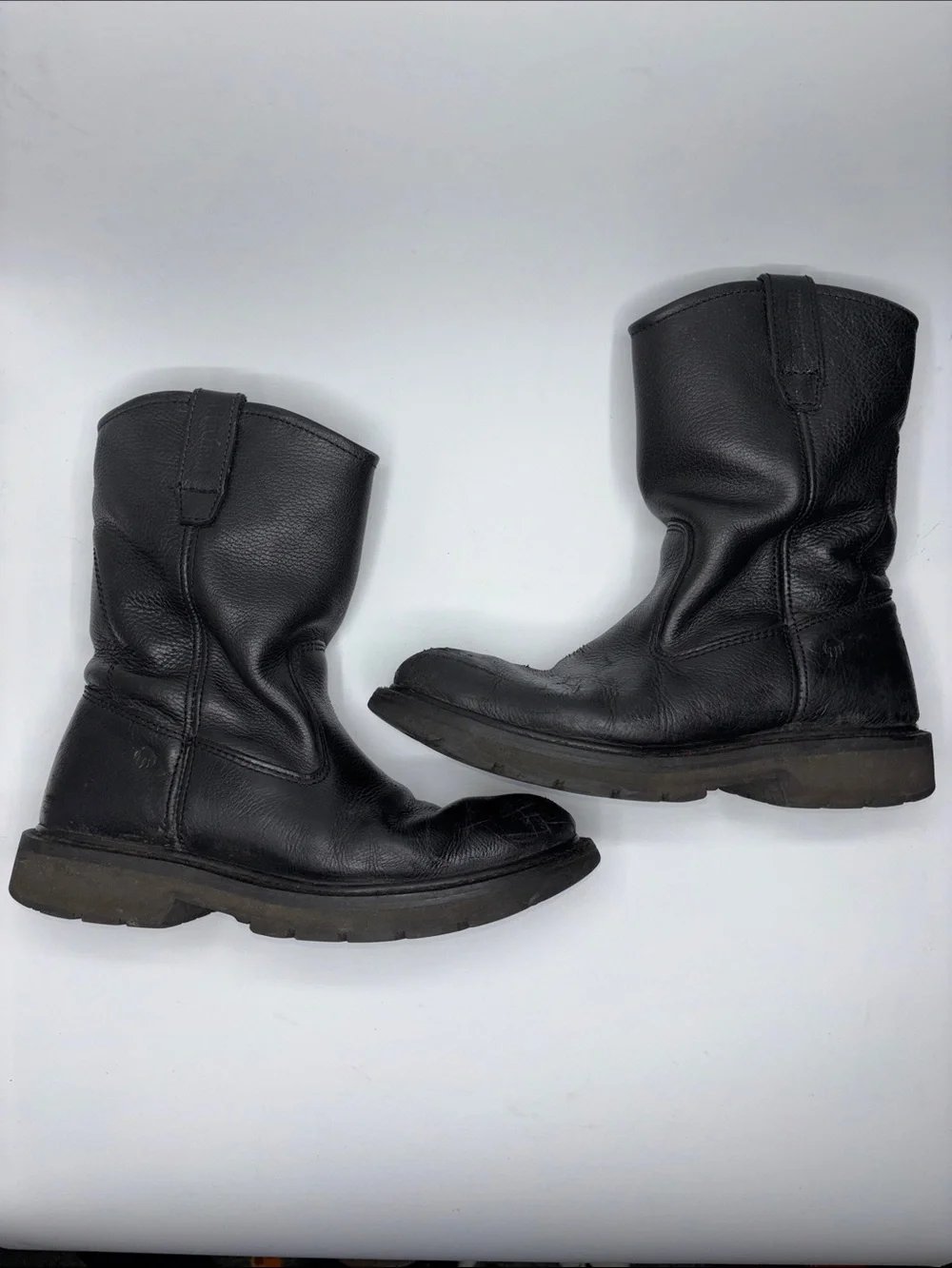 Wolverine Men’s Size 9.5M Black Leather Pull-On Work Boot Mid-Calf Round Toe